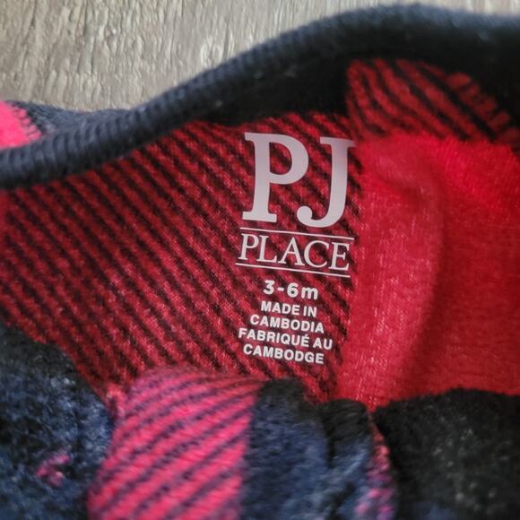 Baby Clothing Lot (5 outfits) 3-6 mo Winter Season Old Navy, PJ Place, Chick Pea - Picture 9 of 11